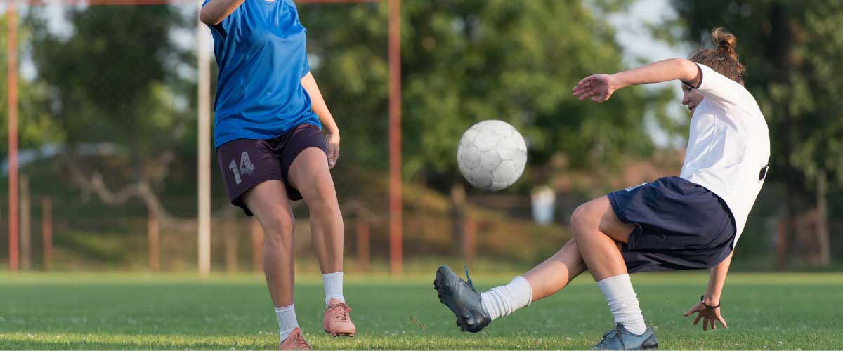Are young female athletes at greater risk for ACL injuries 